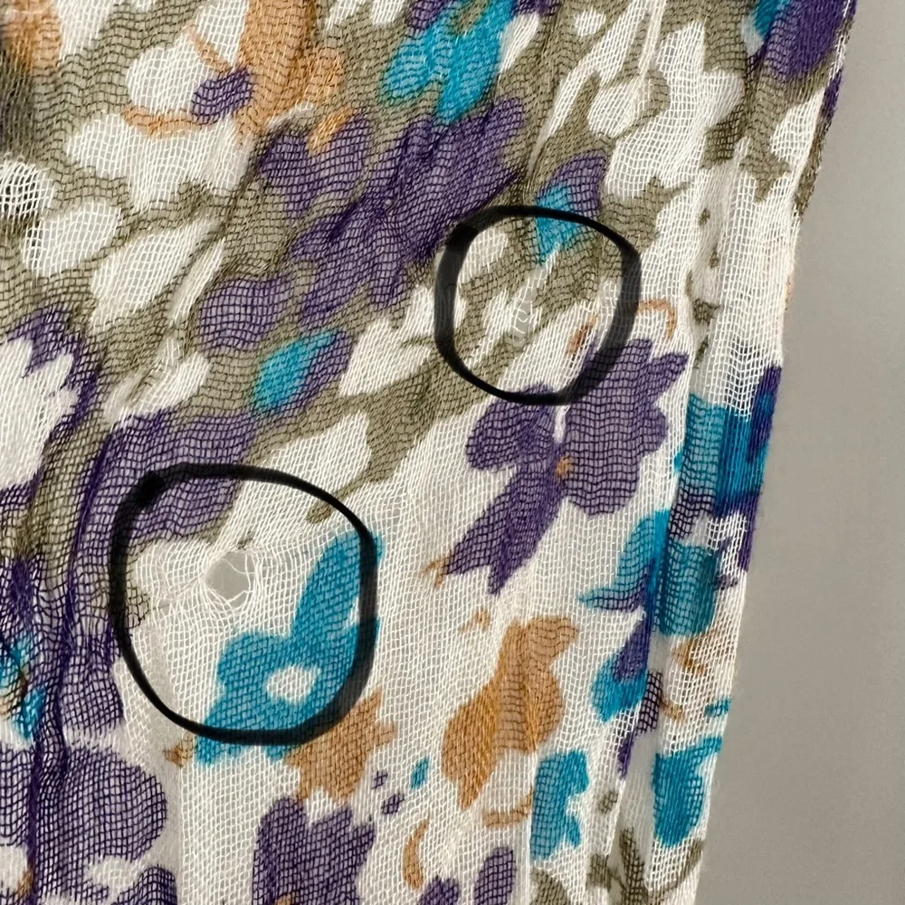 Floral Print Lightweight Scarf - Wrap / Shawl